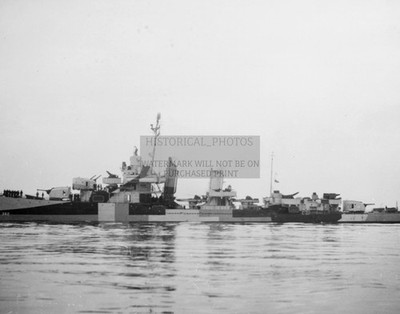 USS MOFFETT DESTROYER US NAVY BOSTON MASSACHUSETTS 1944 WWII 11X14 PHOTO