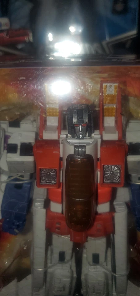 Transformers Walmart exclusivo 2018 obra-prima Starscream - Imagem 2 de 4