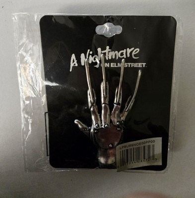 A NIGHTMARE ON ELM STREET FREDDY'S CLAW METAL ENAMEL PIN NEW UNUSED 