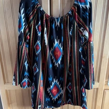 Win Win Flare Bottom Tunic Top L-XL Bell Sleeves Black Aztec Print