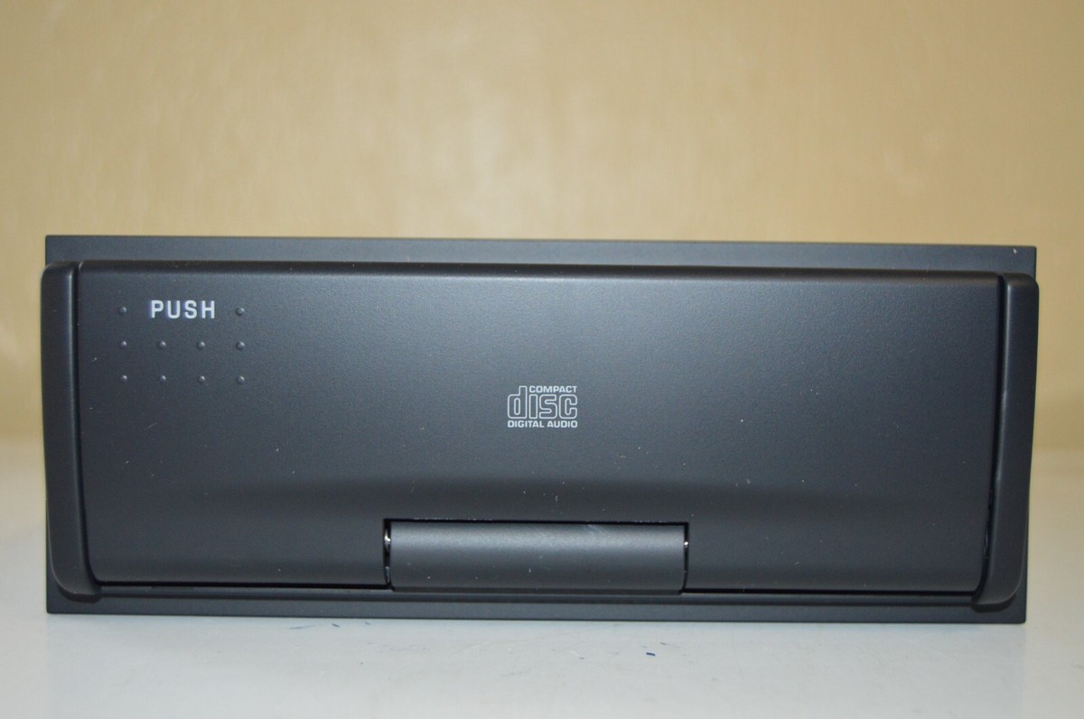 02 03 04 05 Ford Expedition factory 6 disc CD changer 2L74-18C830