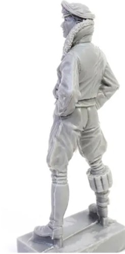 Modellino statuina resina 1/35 kit ufficiale tedesco pilota aereo soldato ww2 non dipinto - Foto 3 di 3