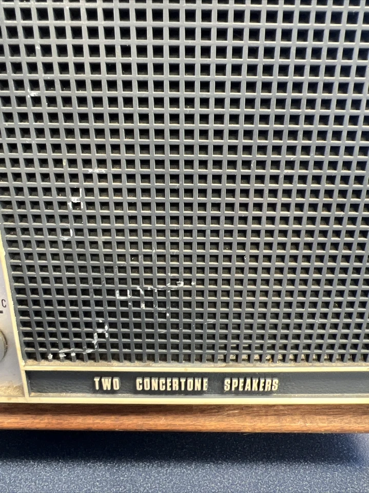 MESA DE MADERA VINTAGE AÑOS 70 MODELO ROSS ELECT. RADIO AM/FM ESTADO SÓLIDO RE-1050 Foto 3 de 4