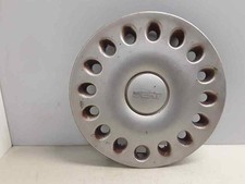 6K0601147B TAPACUBOS SEAT IBIZA 6K BASICO 1996 1154326