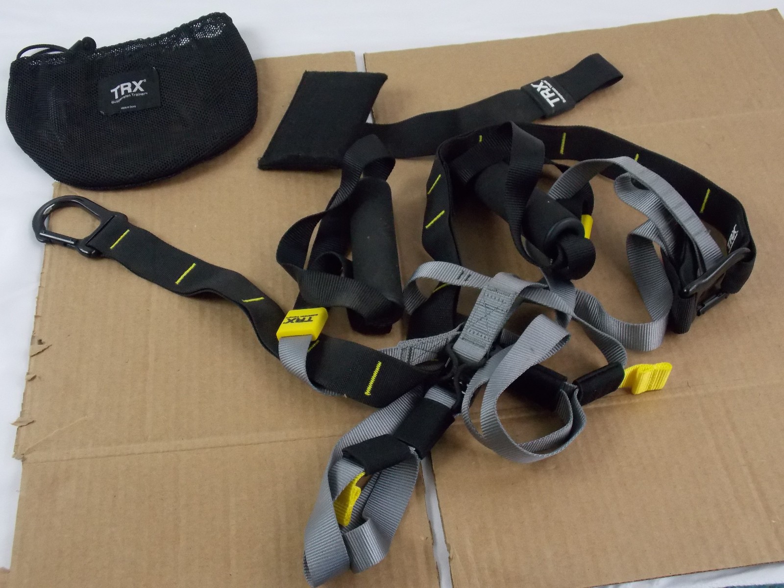 TRX All-in-One Suspension Training Kit Gym Training Work Out USED