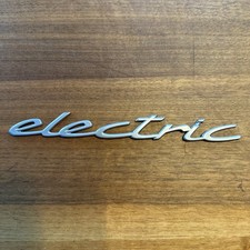 Electric (Porsche Taycan)Logo Plastik Gebraucht Emblem Buchstaben ohne Kleber