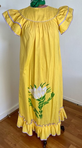 Vintage Hawaii Hawaiian Muumuu Dress Naia Kathi Dress 1985 Made In USA Medium