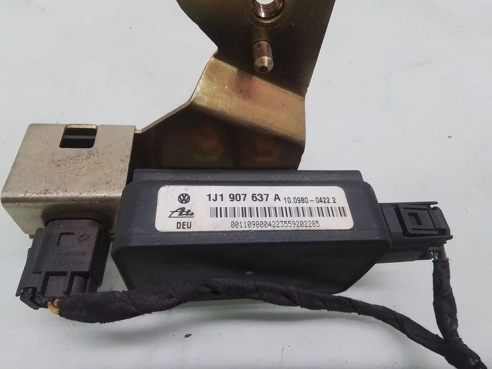 Volkswagen Golf IV 2000 ESP rotation rate sensor lateral acceleration sensor DND100415 - Image 4 of 4