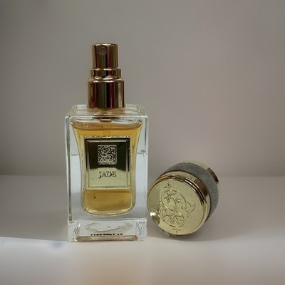 Jade Signature by Sillage d'Orient Eau De Parfum .5oz Spray MINI