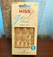 KISS Gel Fantasy Press-On Toenails Short Square Bow Beige/White 24 Glue