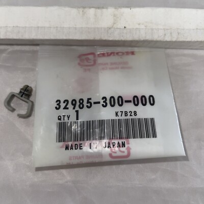 Honda 32985-300-000 Wire Grommet – Genuine OEM Replacement Part For Wiring Protection