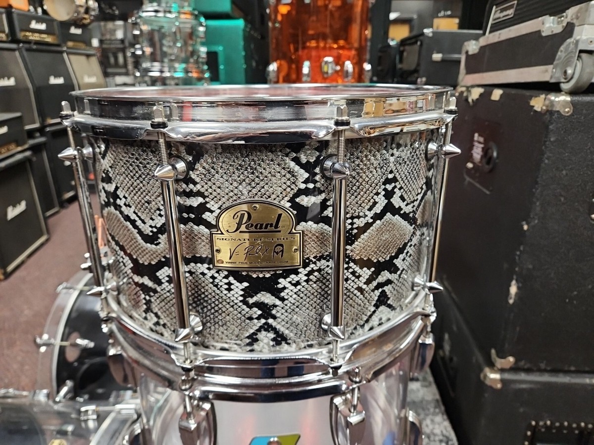 PEARL VP1480 pantera Vinnie Paulモデル です。