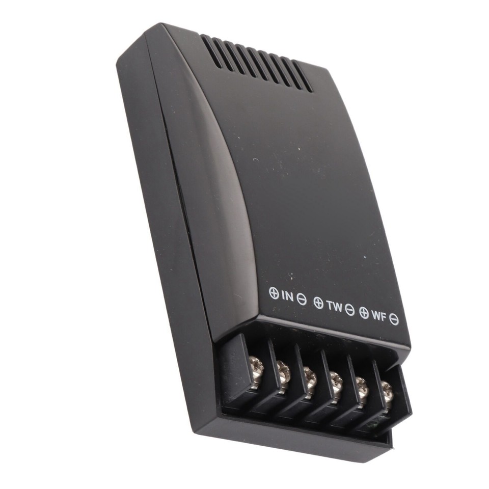 2Pcs Car Audio Crossover 2 Way 100W Output 12V Correct Sound ABS Shell