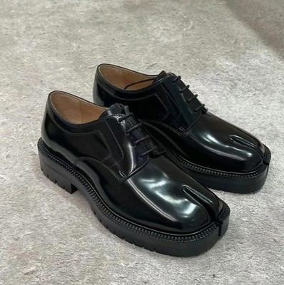 Unisex Tabi Split-Toe lackiertes echtes Leder Müßiggänger Schuhe Casual Business