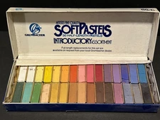 Vintage Grumbacher Soft Pastels 30 Half Length 00/C Introductory Assortment