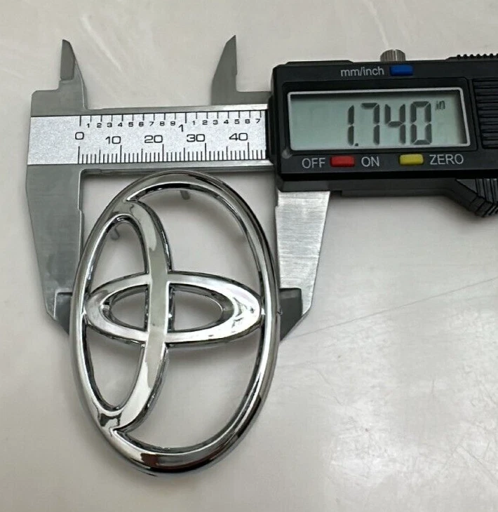 Toyota Steering Wheel Emblem Corolla Auris Hilux Camry 4Runner Highlander Tacoma - Image 4 of 4