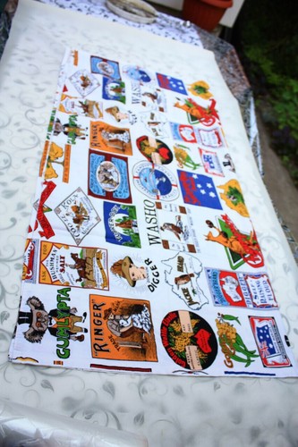 Tablecloth yardage design nostalgia - Picture 2 of 3