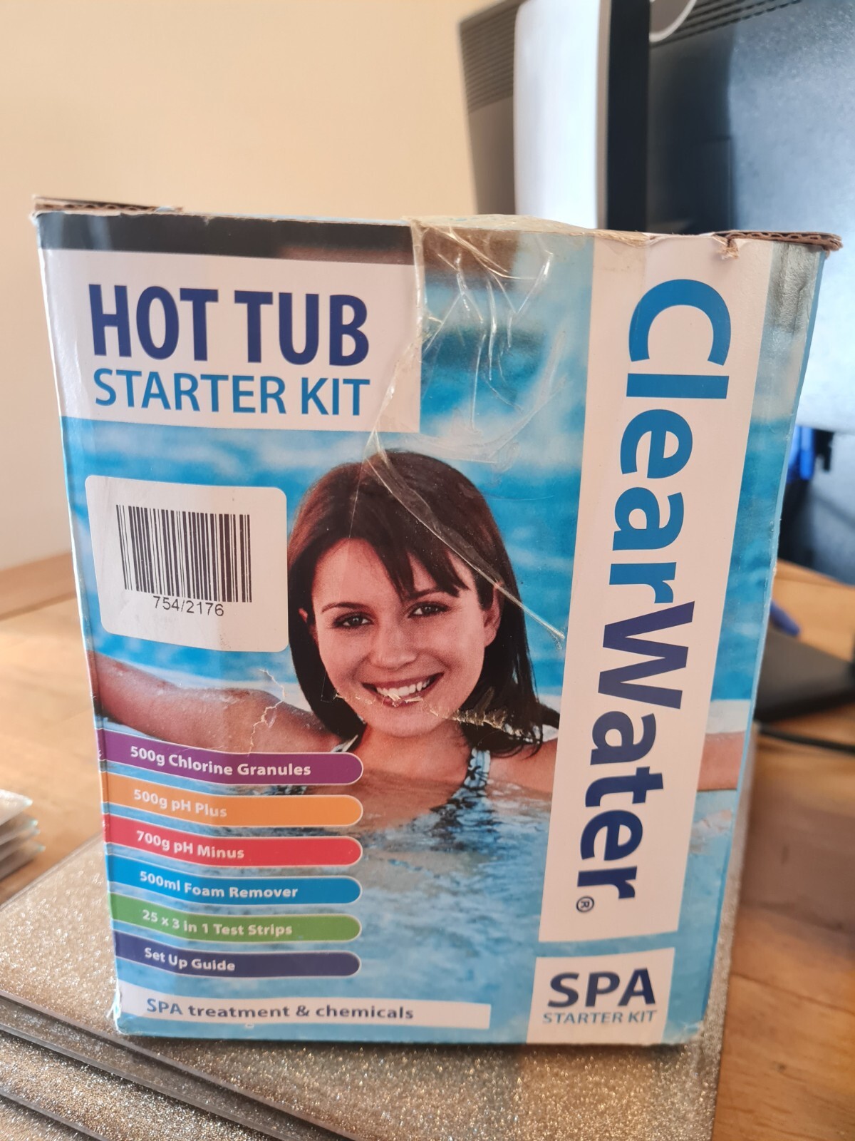 ClearWater Swimming Pool and Hot Tub Chemical Starter Kit 5031470064969