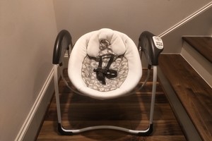 graco glider lite portable gliding baby swing