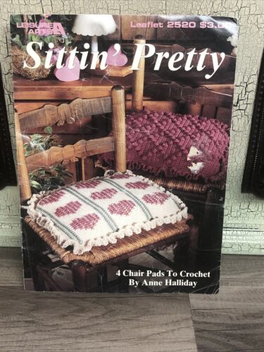 Leisure Arts Leaflet 2520 Sitting Pretty Crochet Seat Cushions 4 designs