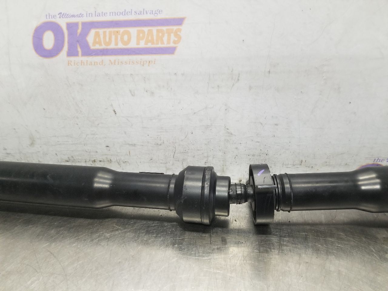 20 2020 MASERATI LEVANTE SQ4 GRANSPORT 3.0L AWD REAR DRIVE SHAFT 