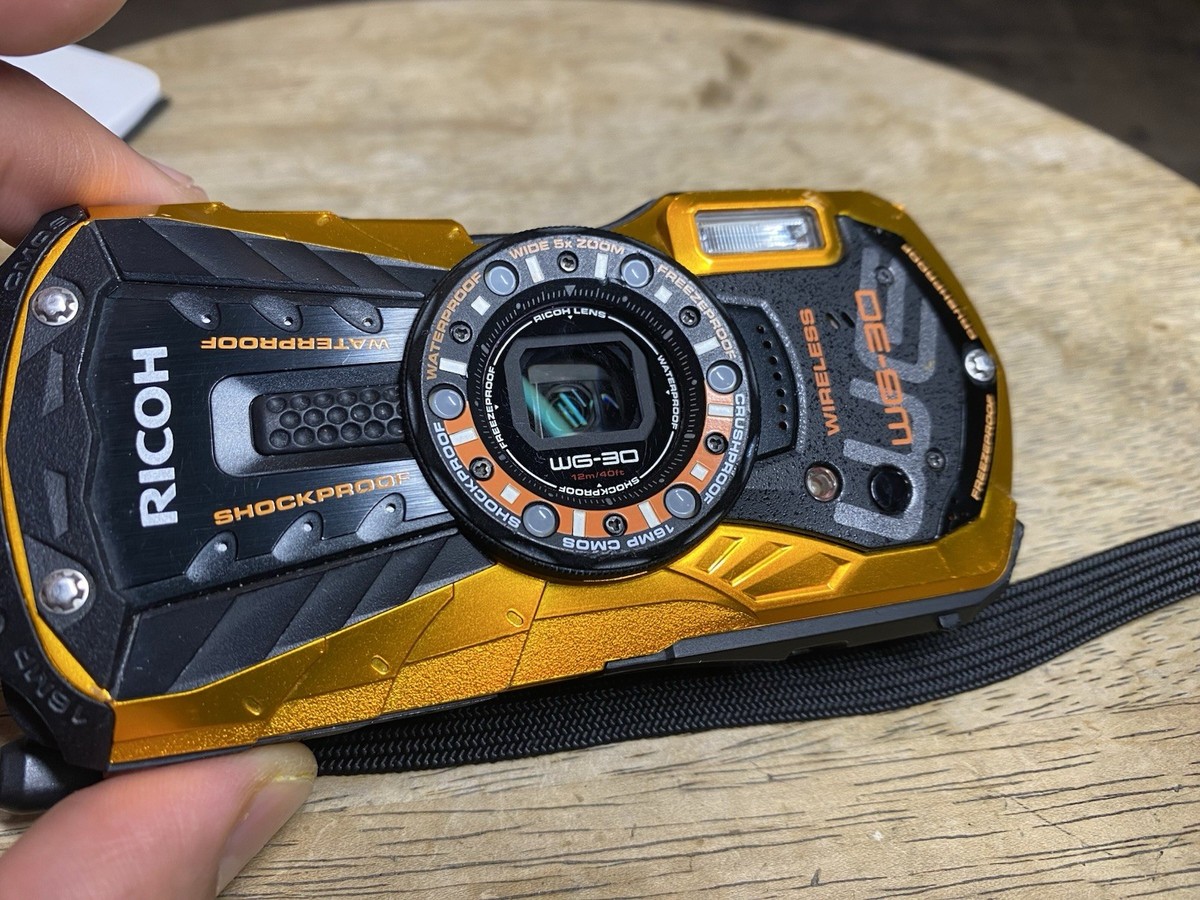 RICOH Waterproof Digital Camera WG-30 W Orange TESTED Works NO