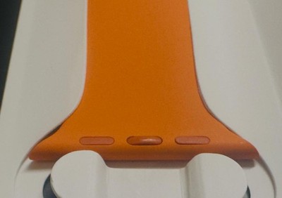Apple Watch Hermès Orange Silicone Band M/L Unused Retired Model