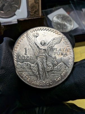 1982 Mexico Libertad Onza Pura Plata 1 oz .999 Silver Coin