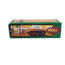 ERTL Die Cast Metal Texaco 1934 Diamond T Tanker Locking Coin Bank With Key