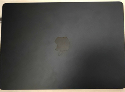 SLIGHTLY USED Apple MacBook Air 13.6'' M2 8GB RAM 256GB SSD Midnight 2022 USB-C