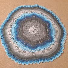 Handmade Crochet Afghan Throw Lap Blanket 43" Circle Mandala Blue Gray