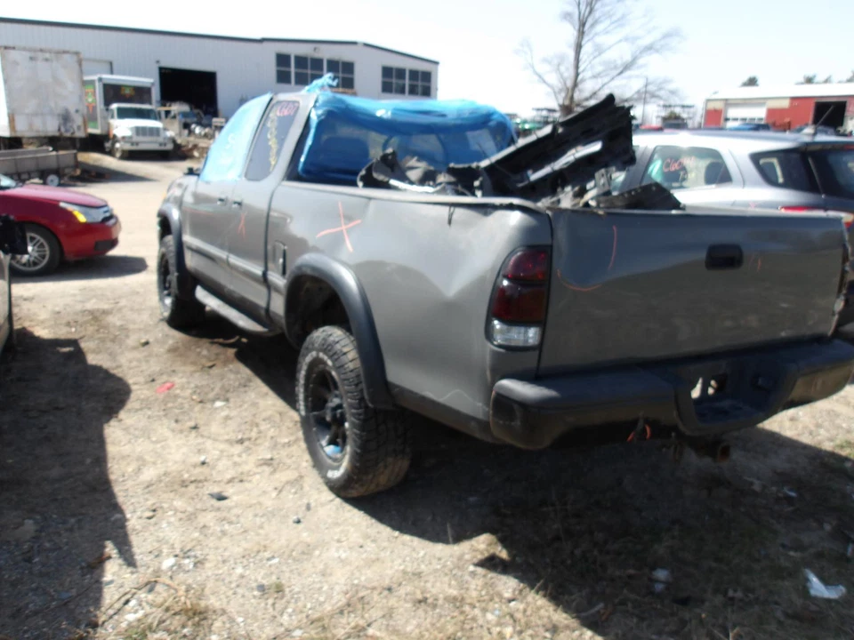 Cilindro maestro de freno usado se adapta a: Toyota Tundra 2000 grado A Foto 4 de 4