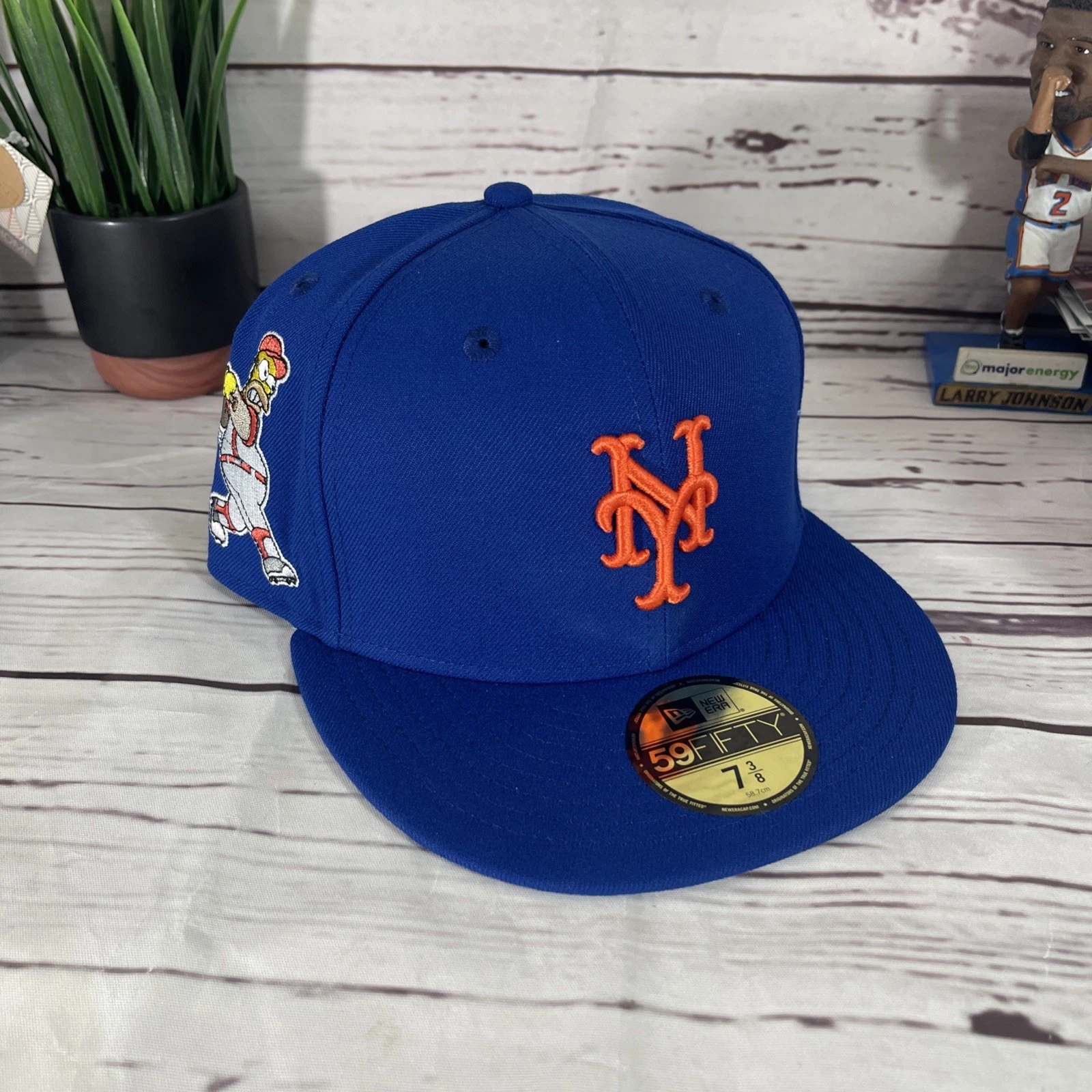 New Era x Simpsons New York Mets Fitted 7 3/8 Homer Wonderbat LidsHD NWT