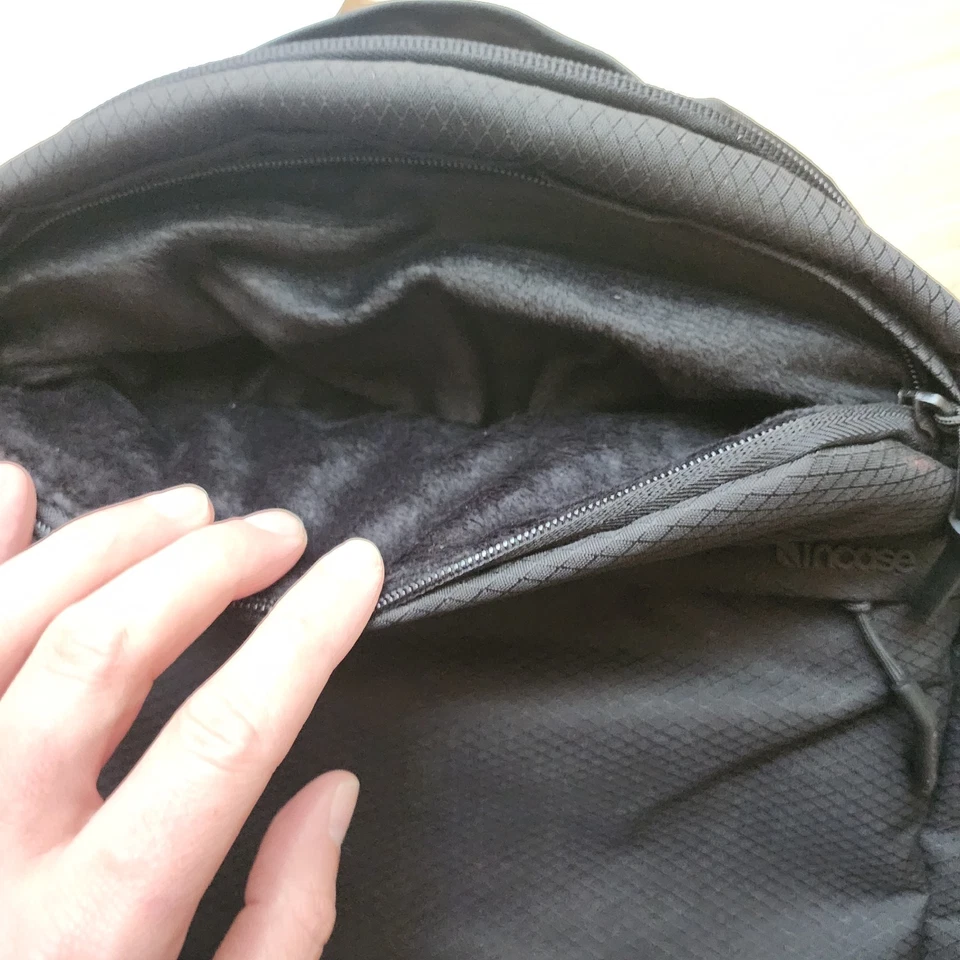 Incase City компактный рюкзак - бриллиант рипстоп, 16'' ноутбук, школа/работа сумка - Изображение 4 из 4