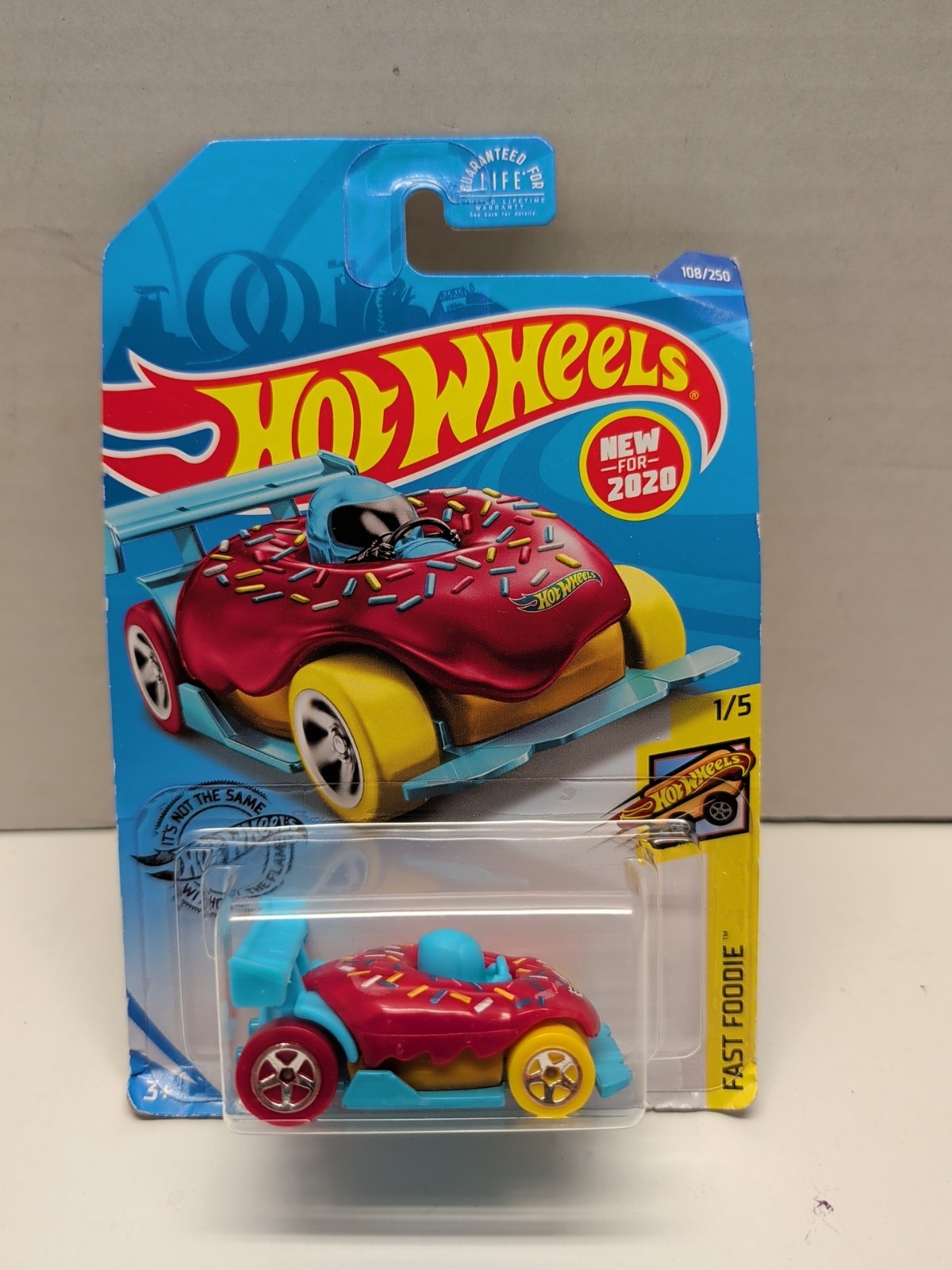 Hot Wheels Fast Foodie 1/5 Donut Drifter 2020 108/250