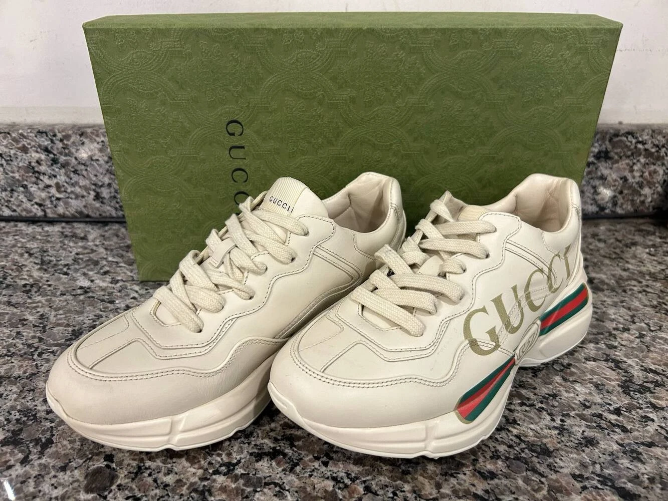 Baskets Gucci Rhyton logo cuir blanc femme 37 EU SPB SAL (348151)