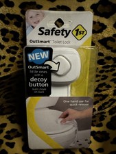 Safety 1st Outsmart Decoy Button Toilet Lock One Hand Use Quick Release 1377