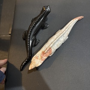 Set Of Iguanas ( Hand Carved)