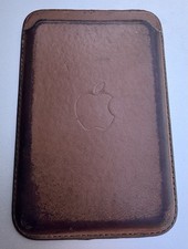 Geniune Apple Leather Wallet with MagSafe for Apple