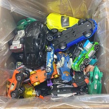 Assorted Bundle of Die Cast Cars  Trucks