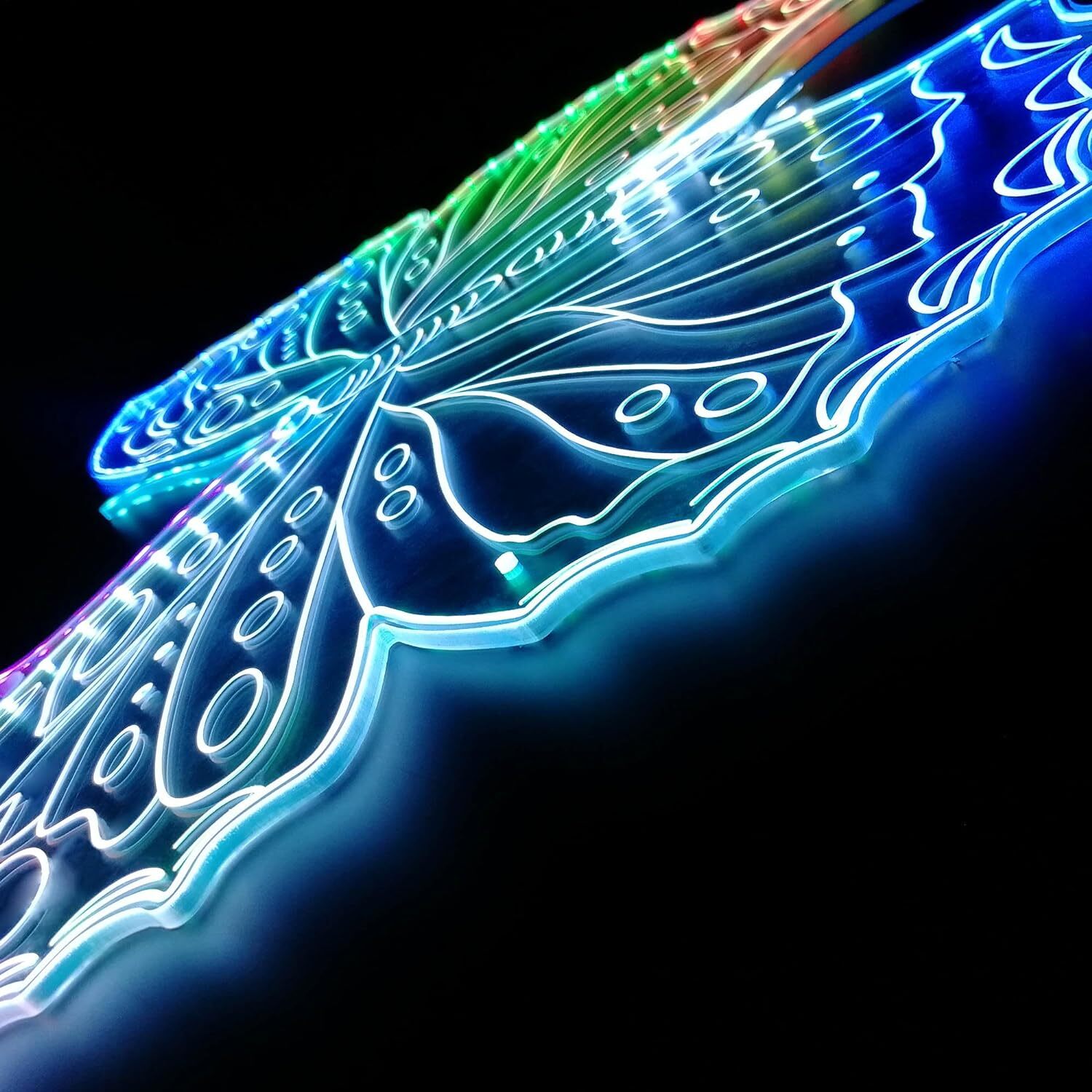 Test du panneau LED 3D ADVPRO Eagle Falcon : décoration multicolore