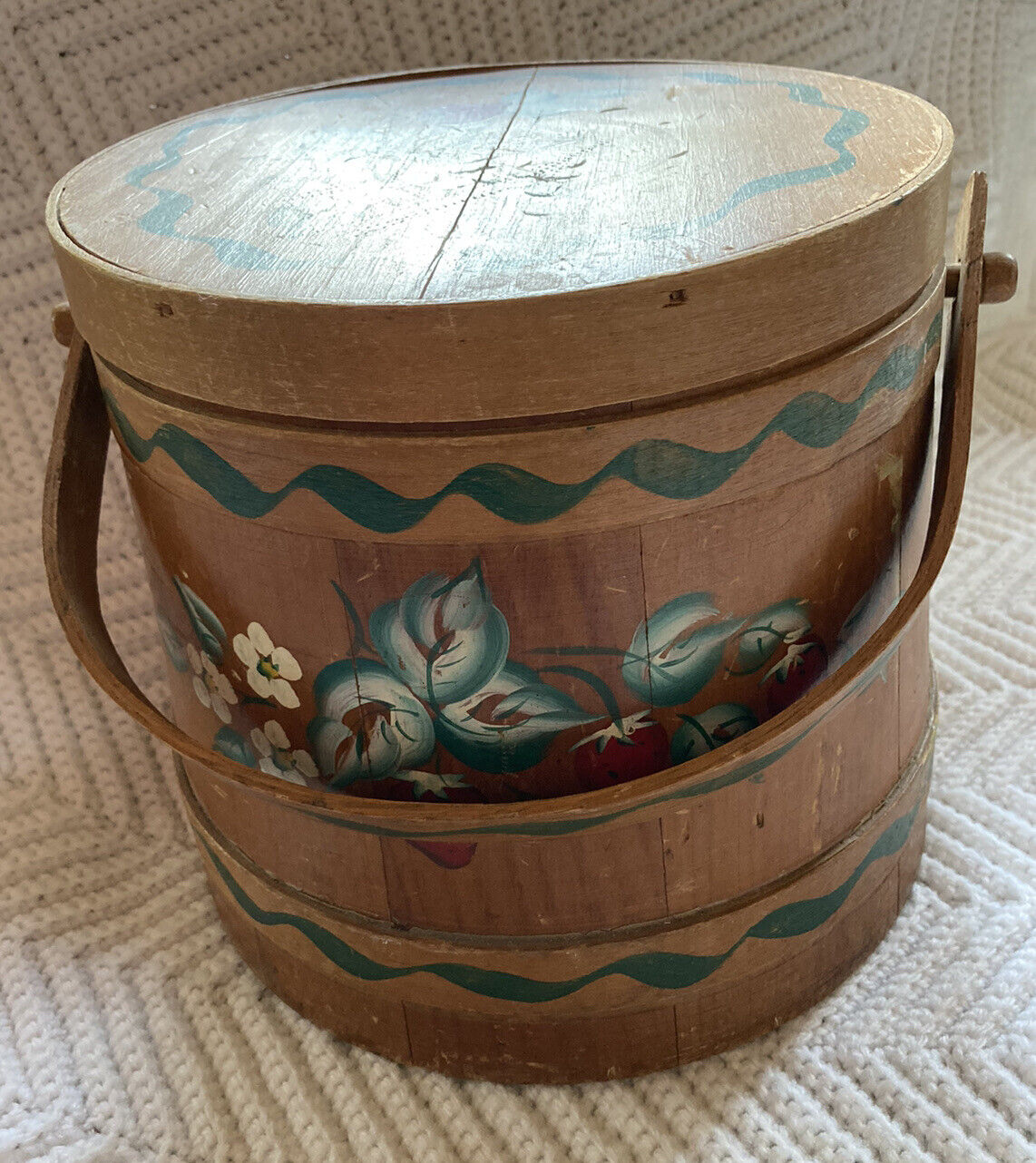 Vintage Primitive Round Wood Firkin Sugar Bucket with Hand Painted Lid & Handle 