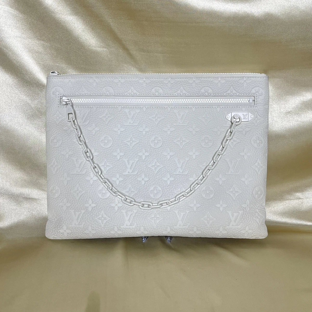 LOUIS VUITTON M67462 Taurillon Clemence Monogram Pochette A4 Virgil Abloh  Clutch