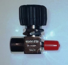 High pressure line/panel mount valve for oxygen/air/helium