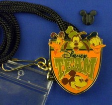 Mickey Mouse Pluto Goofy Donald Duck Cast ID Lanyard Disney Team Shield  12072