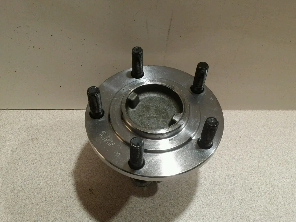 Conjunto de buje de eje trasero Pronto PT512136, se adapta a los vehículos enumerados en la tabla a continuación Foto 3 de 4