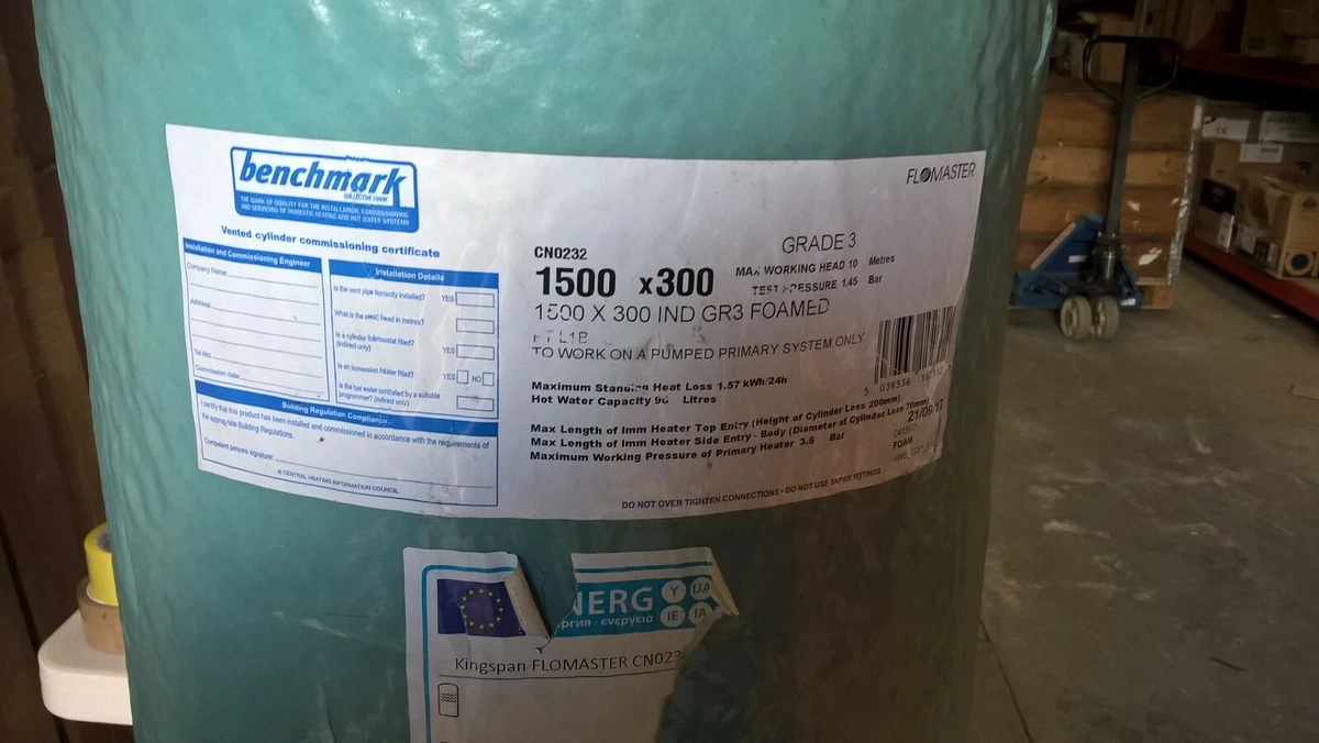 Kingspan Flomaster CN0232 90 Litre Indirect Unvented Cylinder GRADE 3  foamed | eBay