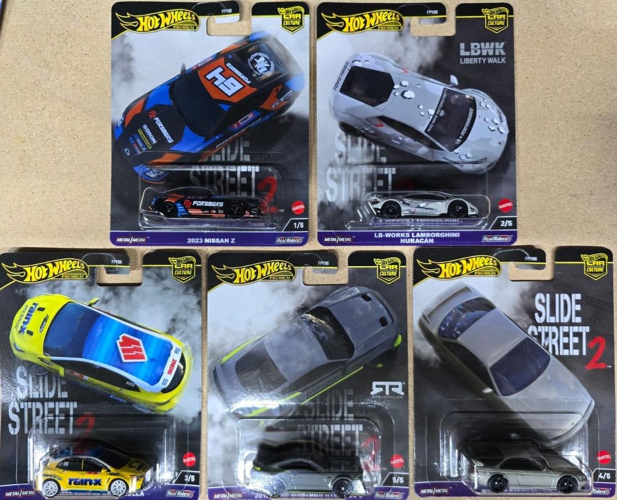 Hot Wheels Premium Set Car Culture 2024 - Serie Slide Street 2, 5 Auto In Scala 1:64, Metallo Die-cast Hot Wheels Macchine