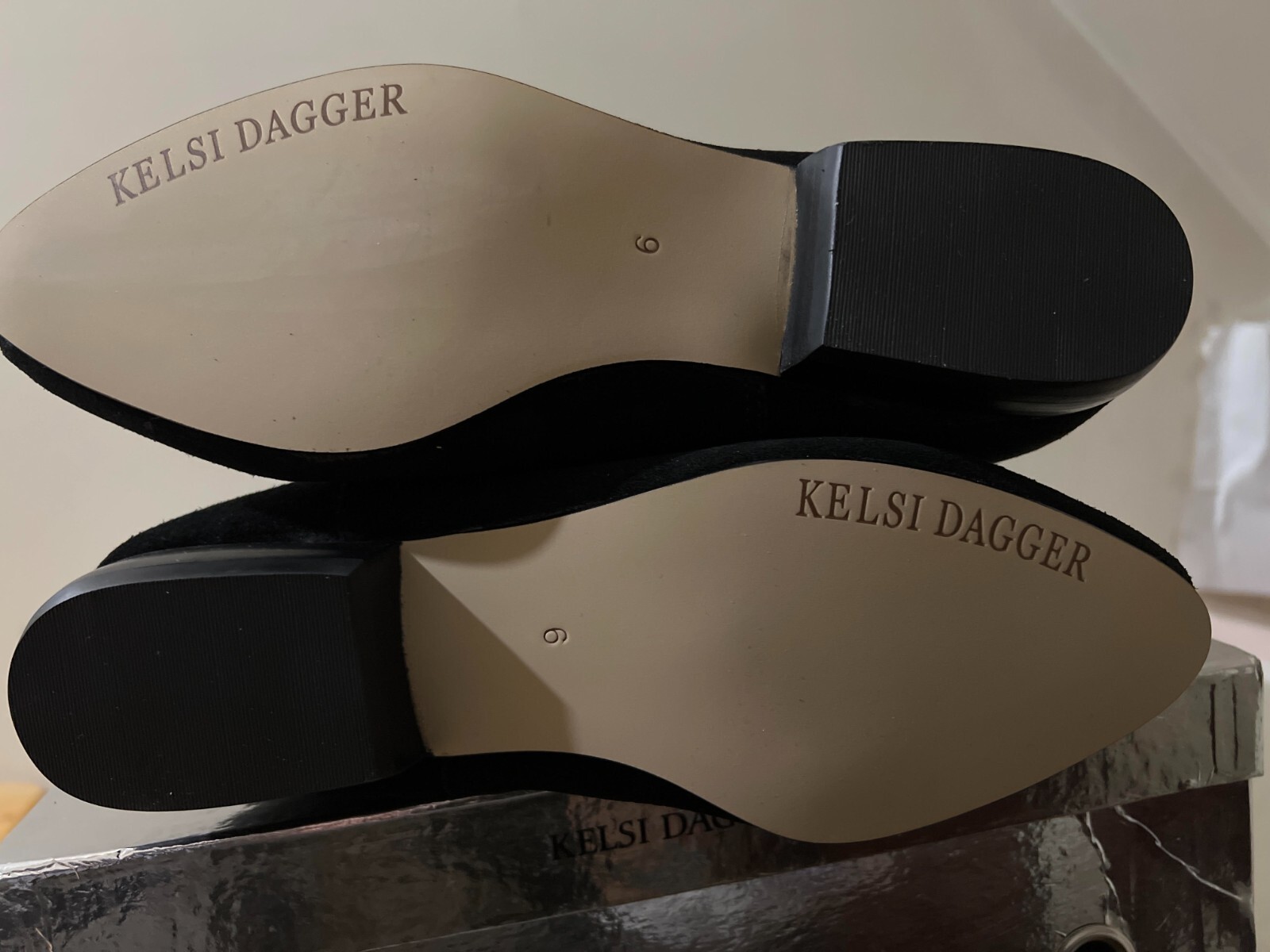 Kelsi Dagger, 6 M, Black, Moxie1, Suede, Made in China image 5