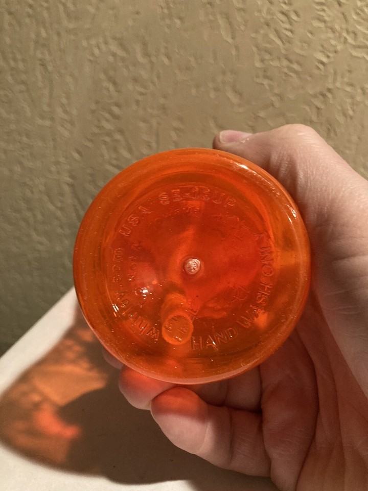 Six Flags 2014 Refillable Souvenir Drink Bottle Cup Collectible EUC